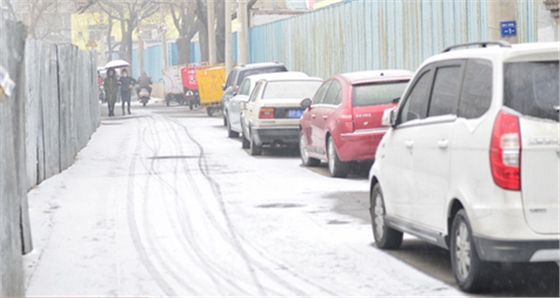 霧霾天下雪還是一樣的臟，高潔雅提醒大家治理室內(nèi)霧霾還需空氣凈化器的幫助。